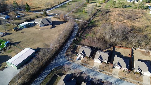 4403 W Murfield Drive, Rogers, AR 72758