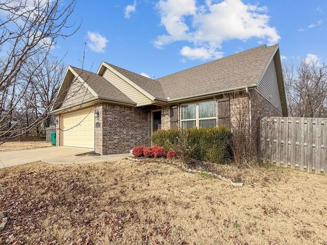 4403 W Murfield Drive, Rogers, AR 72758