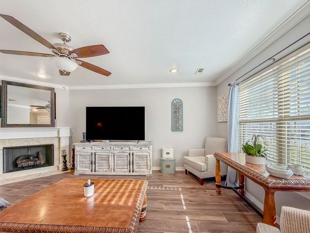 4403 W Murfield Drive, Rogers, AR 72758