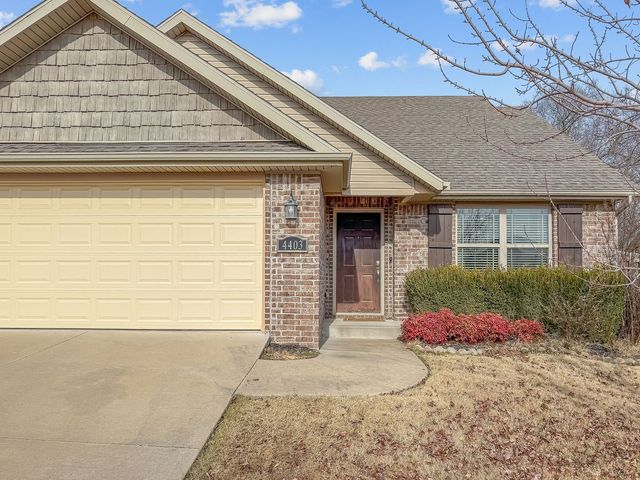 4403 W Murfield Drive, Rogers, AR 72758