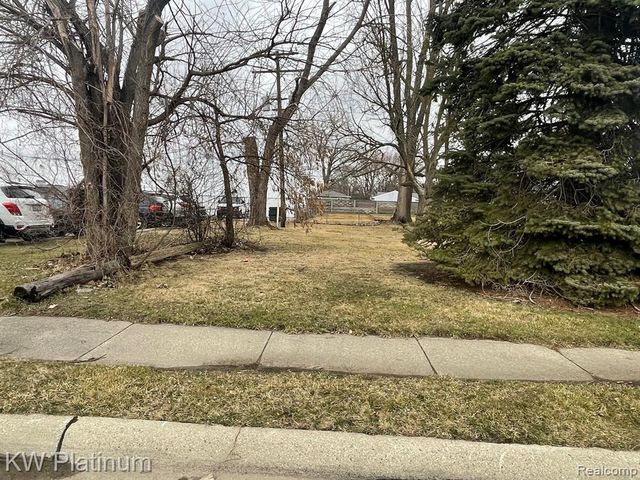 4225 Kiefer Avenue, Warren, MI 48091