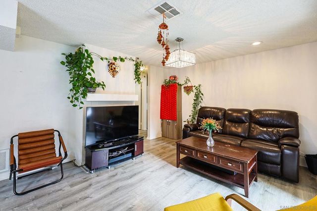 10894 Aderman Ave 191, San Diego, CA 92126