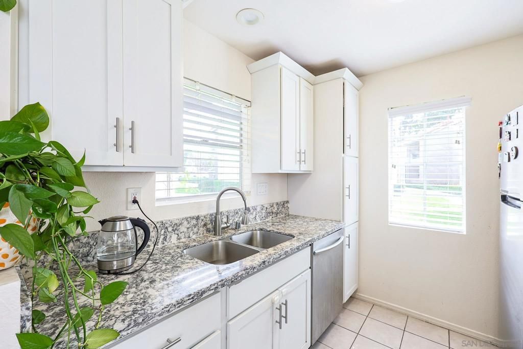 Image 10 of property listing at 10894 Aderman Ave 191, San Diego, CA 92126