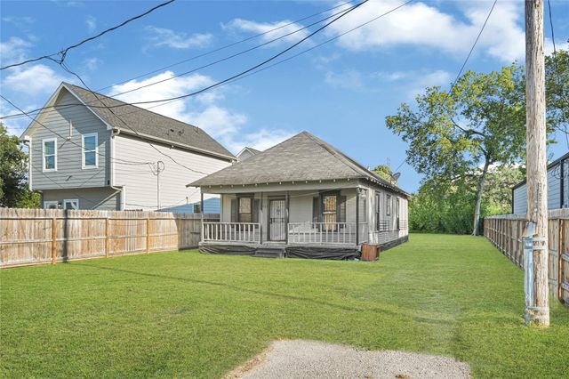 4013 King Street, Houston, TX 77026