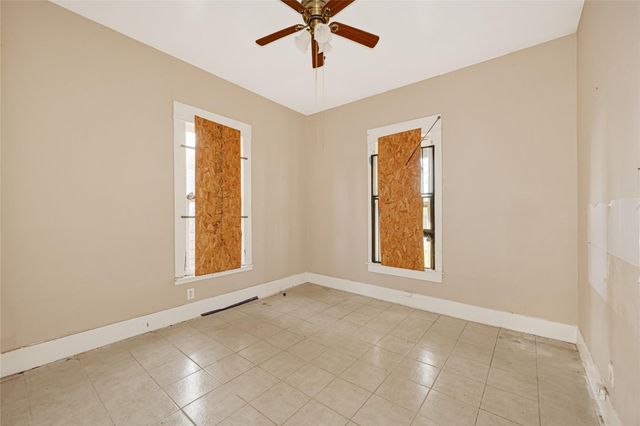 4013 King Street, Houston, TX 77026