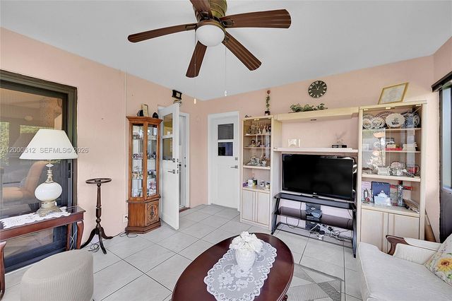 14664 Bonaire Boulevard 9-1, Delray Beach, FL 33446
