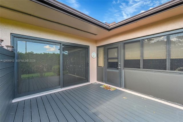 14664 Bonaire Boulevard 9-1, Delray Beach, FL 33446