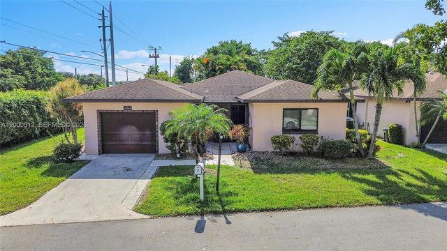 14664 Bonaire Boulevard 9-1, Delray Beach, FL 33446