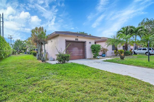 14664 Bonaire Boulevard 9-1, Delray Beach, FL 33446