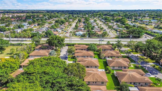 14664 Bonaire Boulevard 9-1, Delray Beach, FL 33446