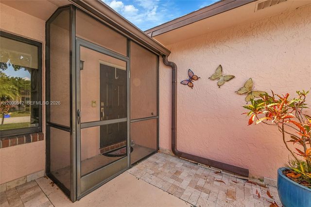 14664 Bonaire Boulevard 9-1, Delray Beach, FL 33446