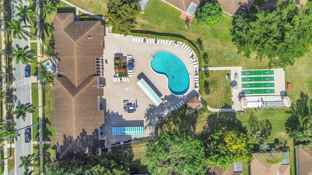 14664 Bonaire Boulevard 9-1, Delray Beach, FL 33446