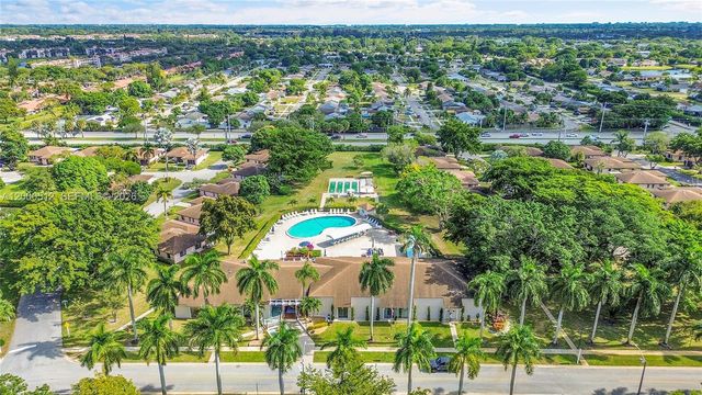 14664 Bonaire Boulevard 9-1, Delray Beach, FL 33446