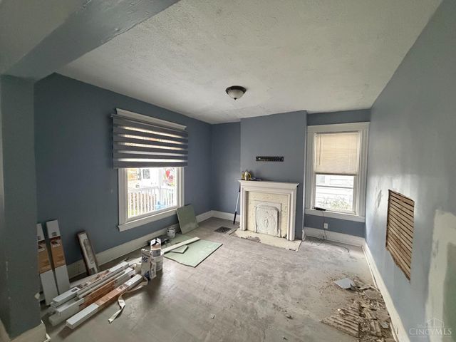 3514 Bevis Avenue, Cincinnati, OH 45207