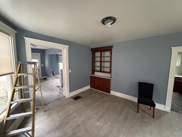 3514 Bevis Avenue, Cincinnati, OH 45207