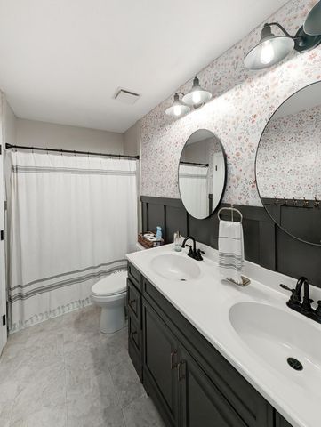 14223 E 143rd Lane, Burnsville, MN 55337