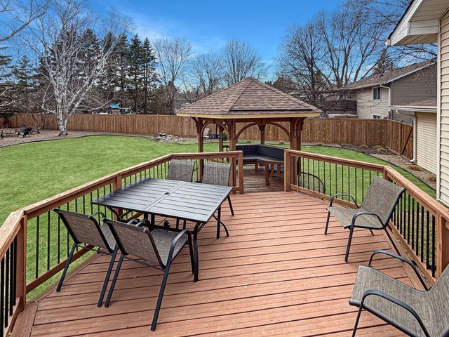 14223 E 143rd Lane, Burnsville, MN 55337