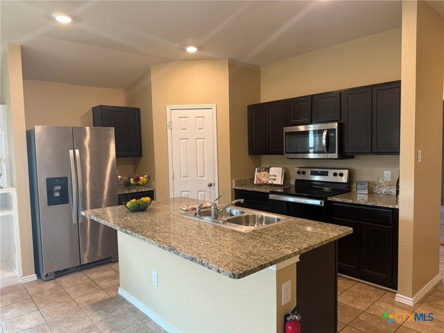 6112 Sally Ride Lane, Killeen, TX 76543