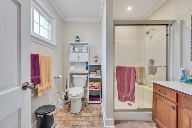 70 Vantage RD, Rocky Mount, VA 24151