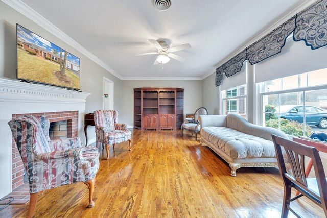 70 Vantage RD, Rocky Mount, VA 24151