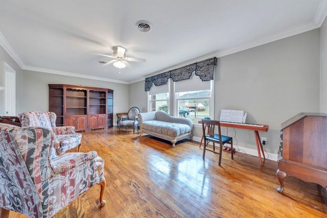 70 Vantage RD, Rocky Mount, VA 24151