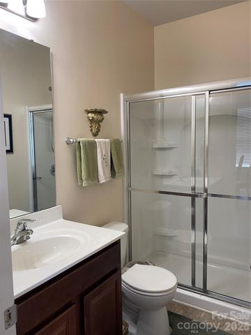 100 N Ferncliff Drive, Mount Holly, NC 28120
