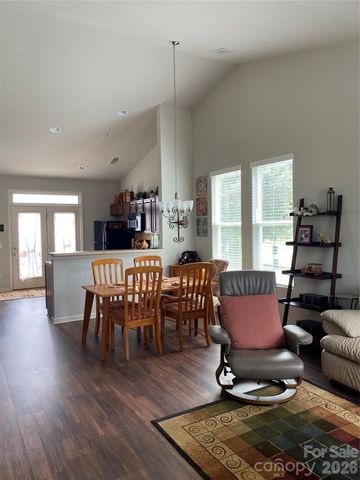 100 N Ferncliff Drive, Mount Holly, NC 28120