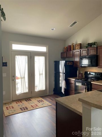 100 N Ferncliff Drive, Mount Holly, NC 28120