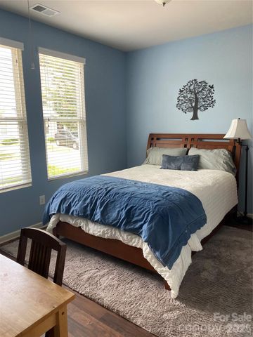 100 N Ferncliff Drive, Mount Holly, NC 28120
