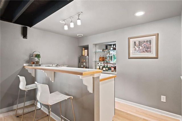10308 Oakmont Street, Lenexa, KS 66215