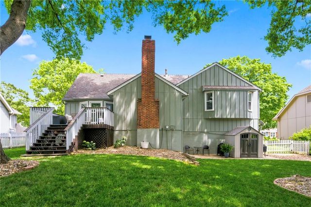 10308 Oakmont Street, Lenexa, KS 66215