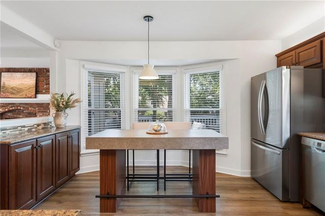 10308 Oakmont Street, Lenexa, KS 66215