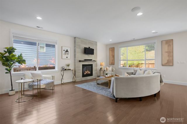 31324 43rd Place SW, Federal Way, WA 98023