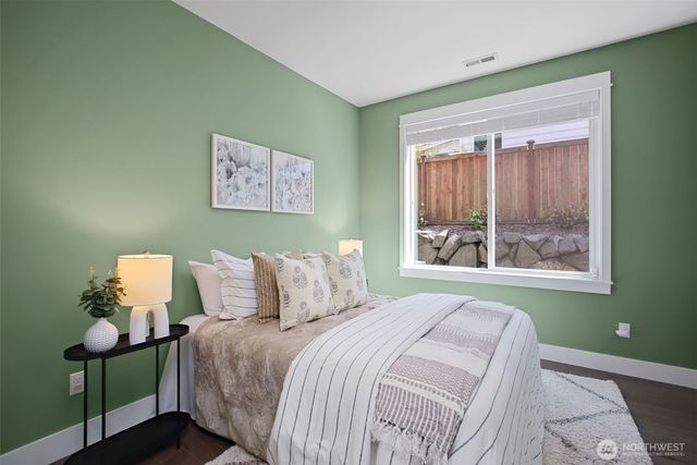 31324 43rd Place SW, Federal Way, WA 98023