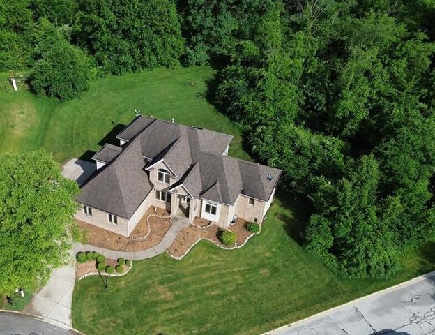 8751 Bridgewater Court, Crown Point, IN 46307