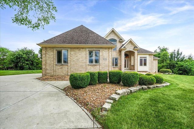 8751 Bridgewater Court, Crown Point, IN 46307