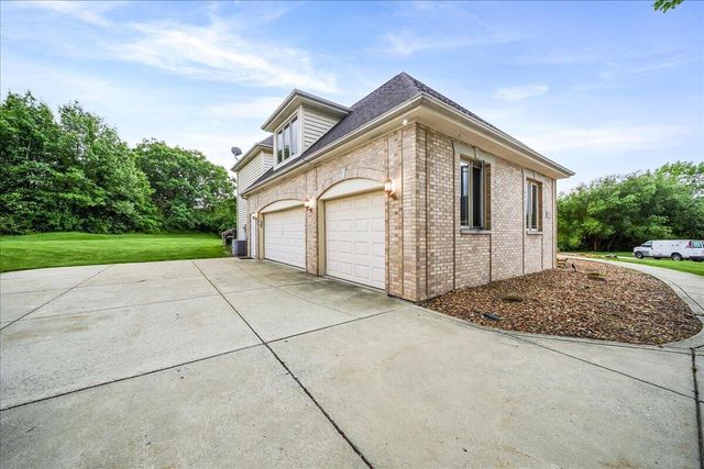 8751 Bridgewater Court, Crown Point, IN 46307
