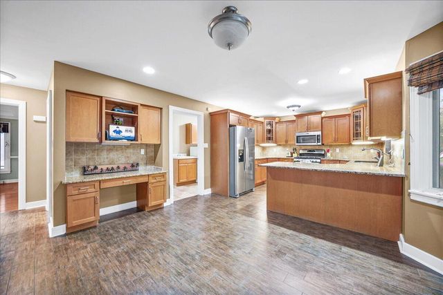8751 Bridgewater Court, Crown Point, IN 46307