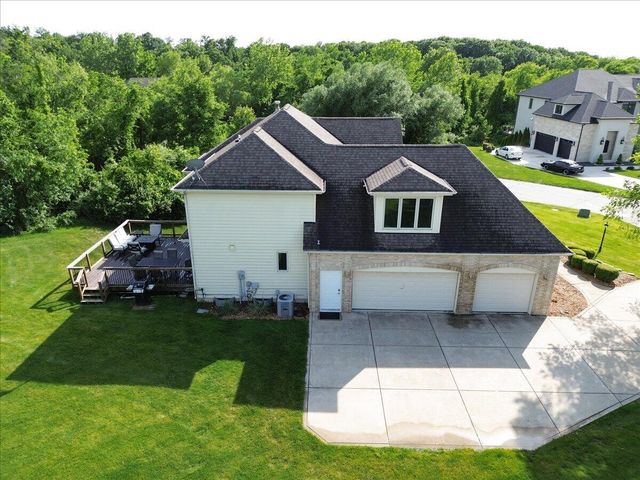 8751 Bridgewater Court, Crown Point, IN 46307