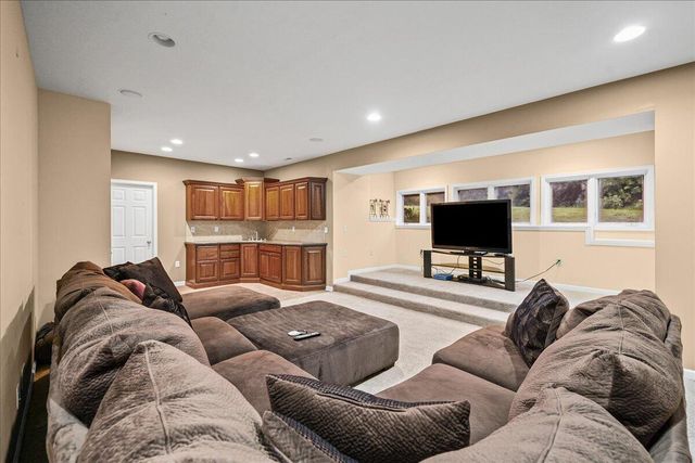 8751 Bridgewater Court, Crown Point, IN 46307