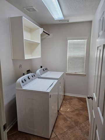 4407 Iron Creek Court, Fresno, TX 77545