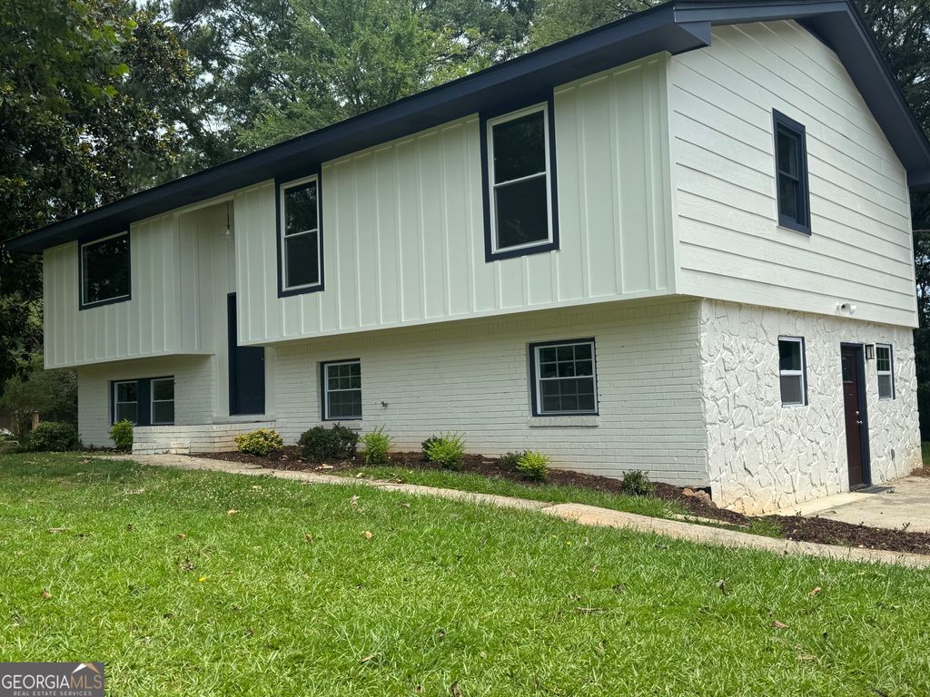 1608 Bogota Way, Jonesboro, GA 30236