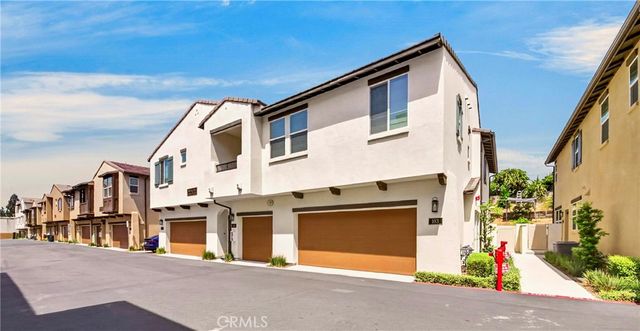 306 Vista Drive 103, La Habra, CA 90631