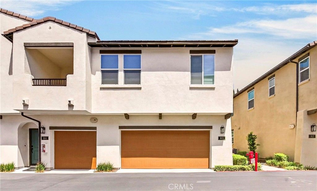 306 Vista Drive 103, La Habra, CA 90631