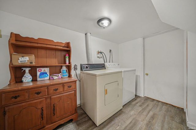 52275 Forestbrook Avenue, South Bend, IN 46637