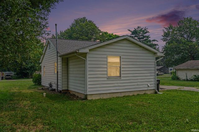 52275 Forestbrook Avenue, South Bend, IN 46637