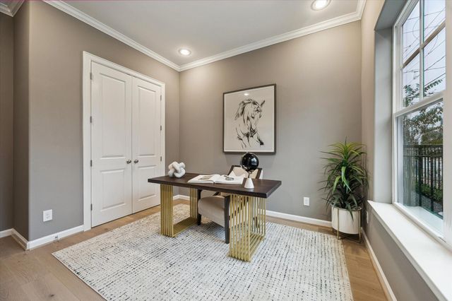 4032 Blossom Street, Houston, TX 77007