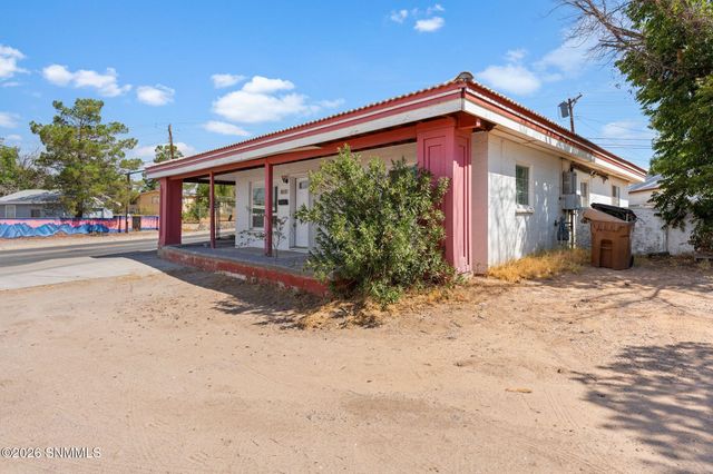 1301 Lees Drive, Las Cruces, NM 88001