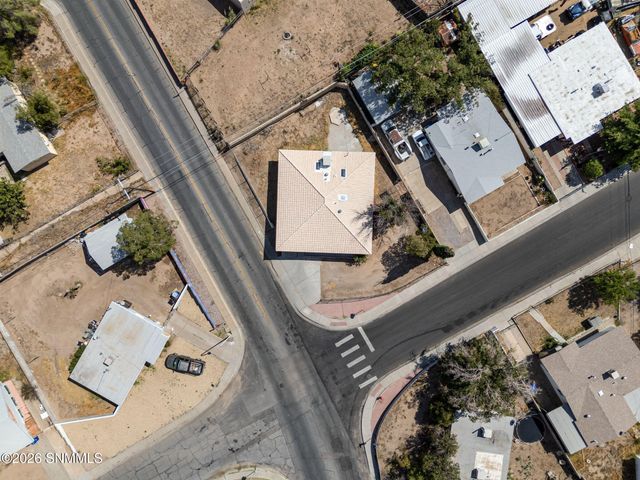 1301 Lees Drive, Las Cruces, NM 88001