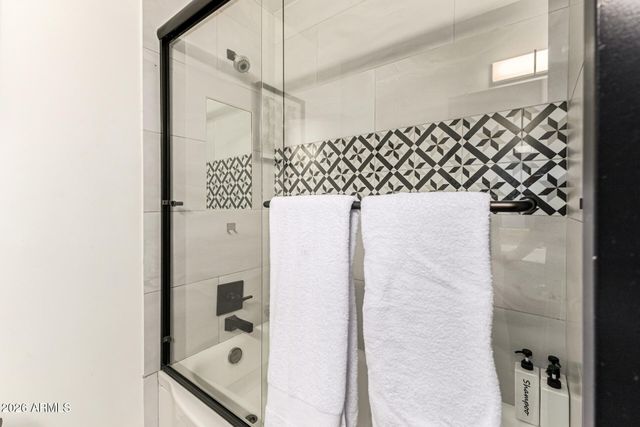 7906 E KIMSEY Lane, Scottsdale, AZ 85257